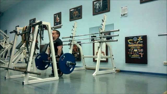 Barbell Shrug from the dwarf Шраги 42kg own weight 43 kg