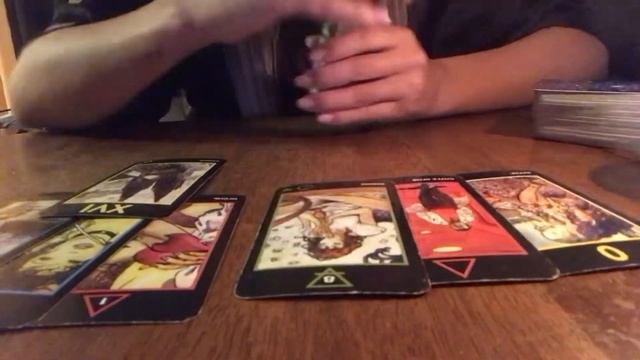 Любовный треугольник.Двое мужчин.Расклад на Таро 🔮
