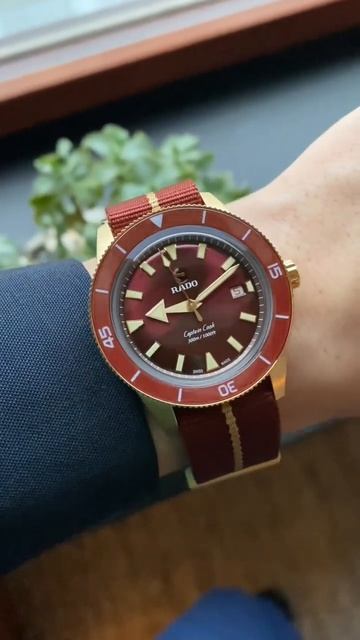 Бронзовый дайвер Rado с огненным циферблатом и керамическим безелем. А вы все Бригада, Бригада… 😉