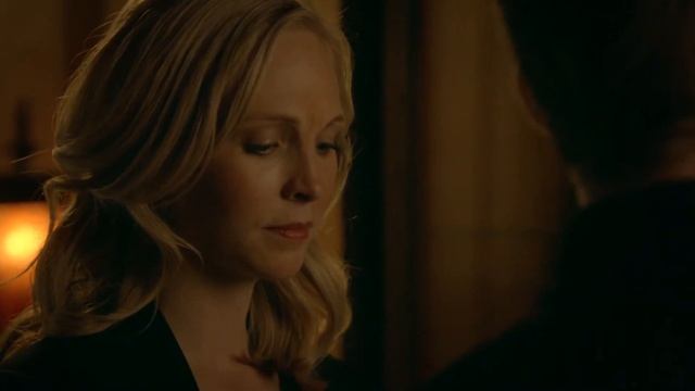 Клаус и Кэролайн 5х01 №2 (Древние)