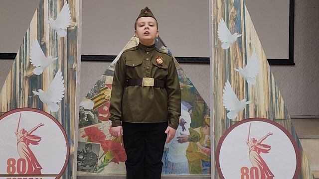 Русанов Матвей (ребенок с ОВЗ), «Над могилой, в тихом парке» — Дмитрий Чибисов
