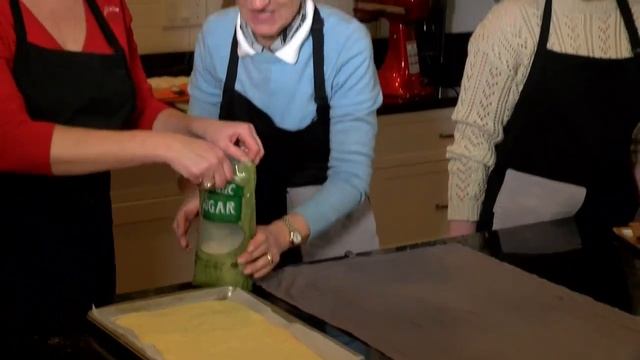 Teens Cook: French Edition - Season 1 - Episode 2 - Yule Log