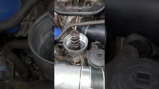 2003-2007 f250 6.0 NO START LOW OIL PRESSURE LIGHT ON. WRONG OIL FILTER THEY SOLD ME