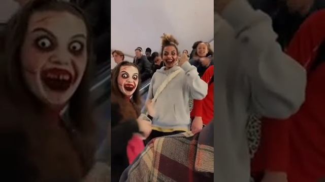 Пугающая маска 😱😱