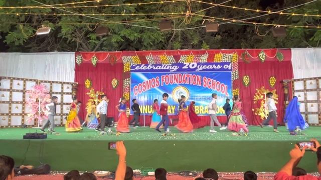 Elluvochi godaramma song dance by cosmos school students choreography by Anantapur Vamsi
