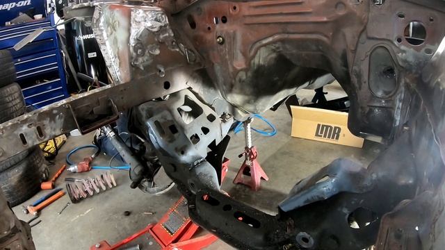 stock kmember removal 1985 Mercury Capri - timelapse