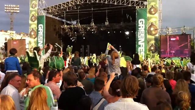 30 Seconds To Mars -A Beautiful Lie(Tuborg Greenfest 13.07.2011)Russian_St. Petersburg