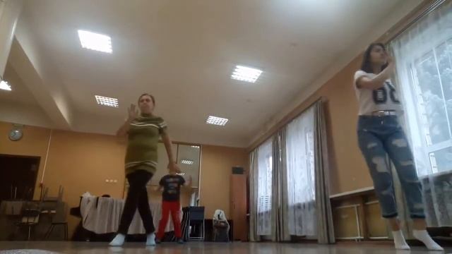 Инклюзивная группа . Болливуд. КДЦ "Сатурн"