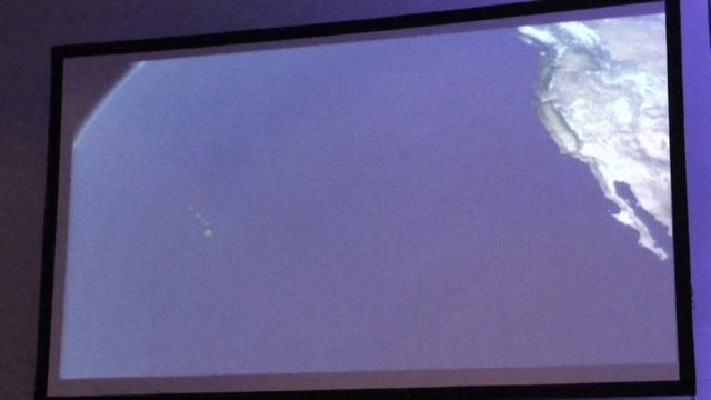 «Природоохранная ценность экспонирования белой акулы» Ранди Гамильтон, вице президент , аквариум Мон