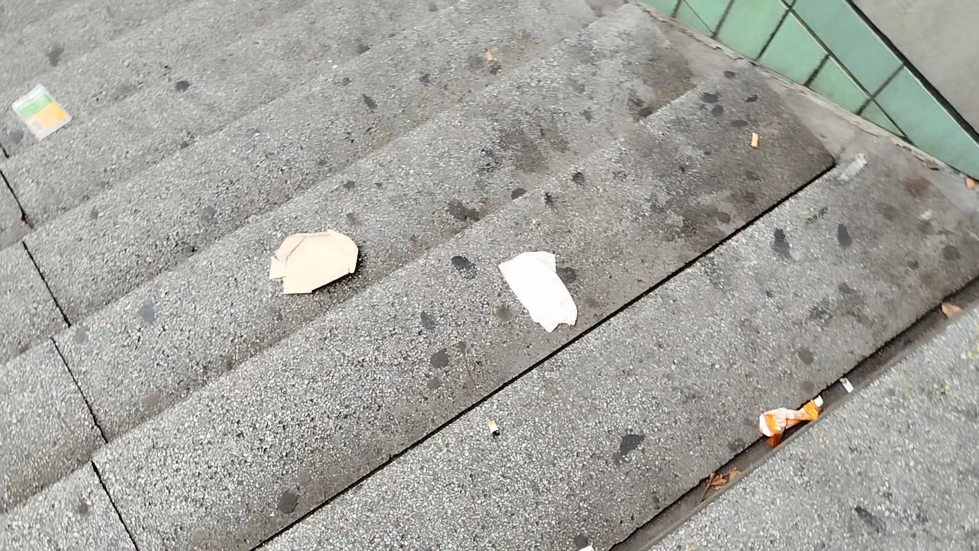 ФРАНКФУРТ, МУСОР, ЗАПУЩЕННОСТЬ... ВХОД НА СТАНЦИИ МЕТРО И S-BAHN. ЦЕНТР (HAUPTWACHE). СЕНТЯБРЬ 2024