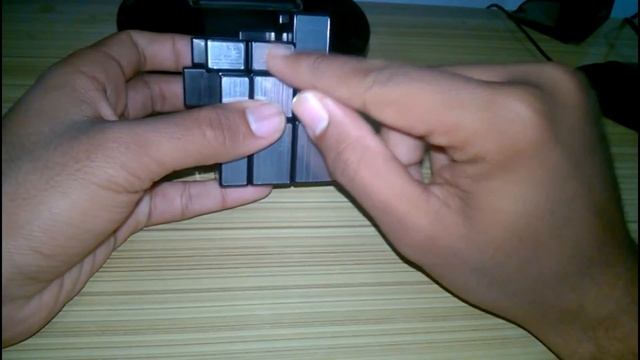 How to Solve Mirror Cube in Hindi