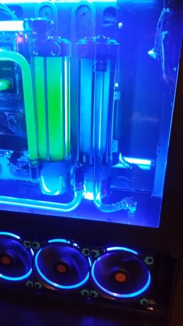 Extreme water cooled pc I 7 6900k 2x 1080 evga sc