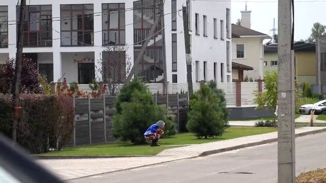 СЛЕДИМ за КЛОУНОМ А4 24 Часа ! **2 Часть**