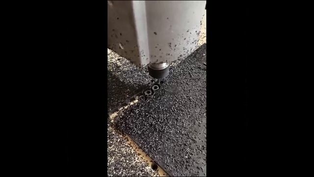 фрезеровка капролона на ЧПУ станке.mp4