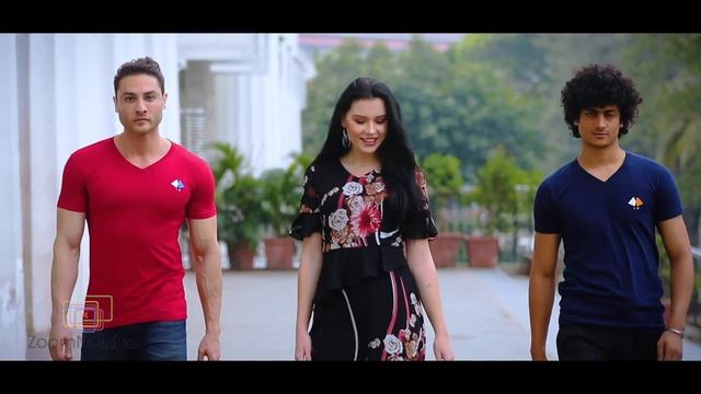 BLACK TREE - Fashion Ad