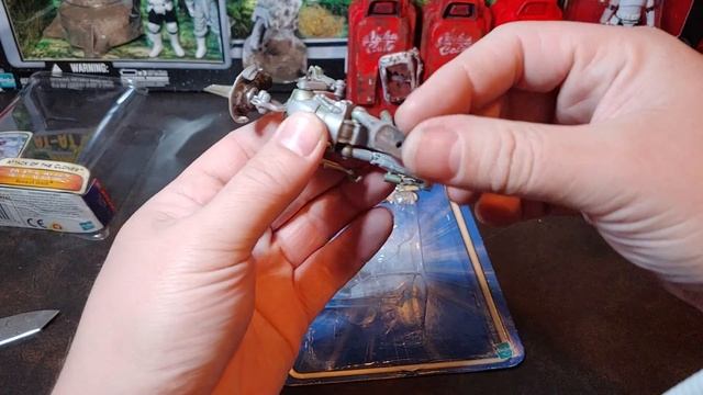 Star Wars Attack of the Clones SP-4 & JN-66 Research Droids figures