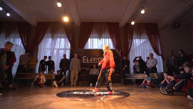 Сын марса vs Шпилька