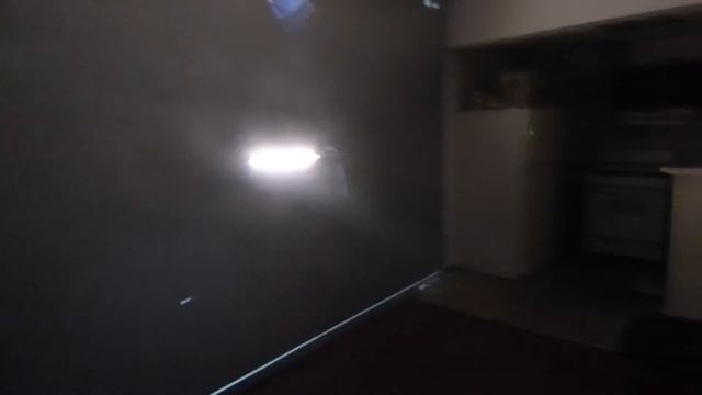 THE BEST GAIN PROJECTION SCREEN 500 WATT BAR LIGHT TAPE ON THE SCREEN DEMONSTRATION!