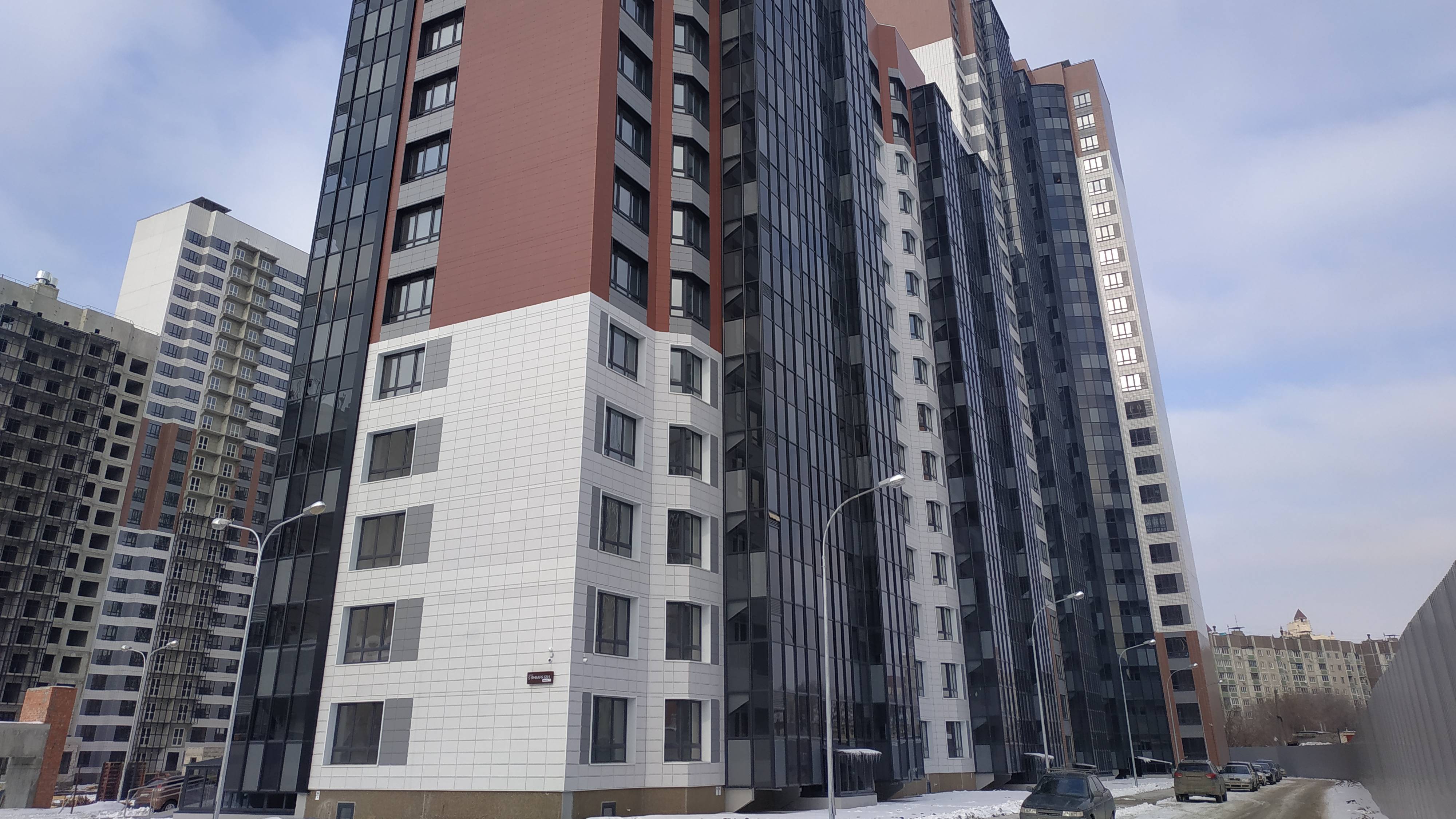 ЖК Современник  однокомнатная квартира  42.2 кв.м в процессе отделки.