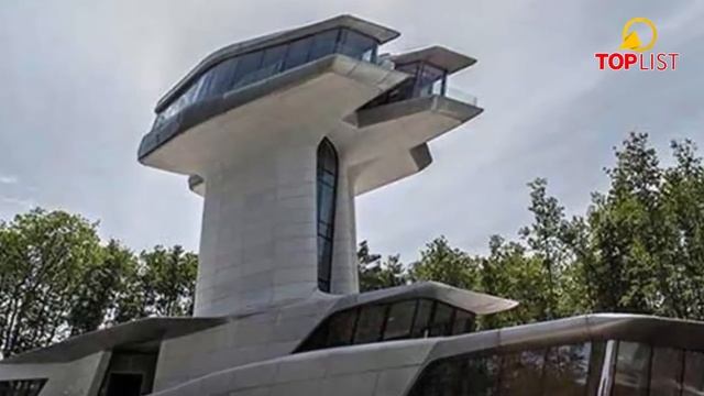 Michael Jackson’s Neverland Ranch - Top list the Most Impressive Celebrity Expensive Homes