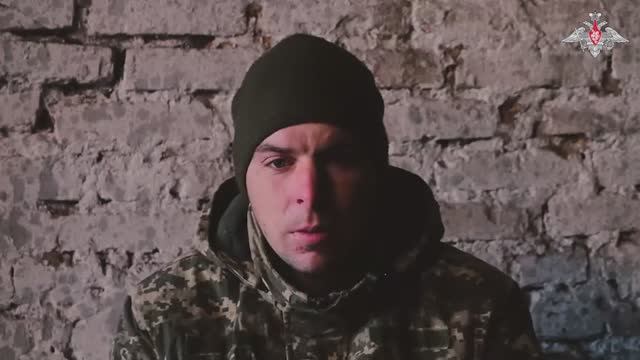 Пленный военнослужащий ВСУ призвал сослуживцев сдаваться в российский плен