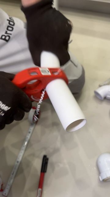 Вот почему засоряется раковина