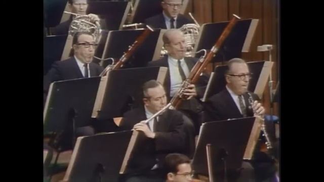 Mozart - Symphony 41 "Jupiter" mvt III (Bernstein/NYPO 1967)