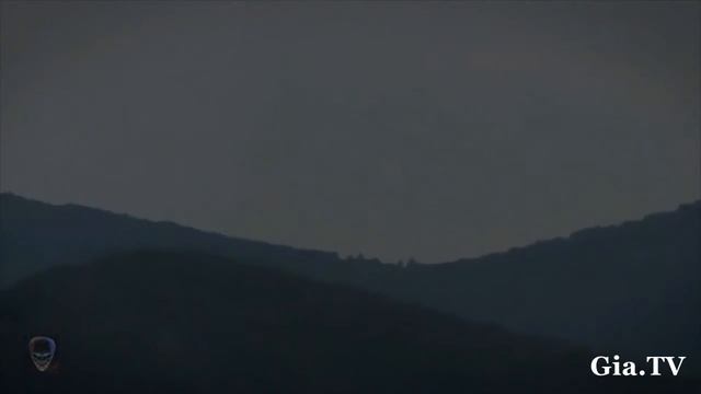2018  наблюдения за НЛО в ночном городе