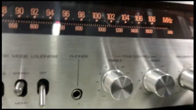 O Rei do Som - Receiver Gradiente Model 900