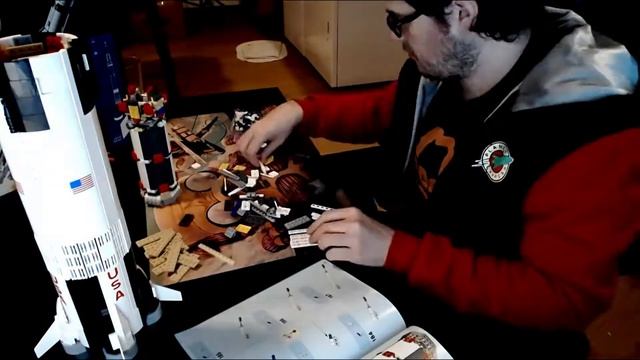 Saturn V Lego