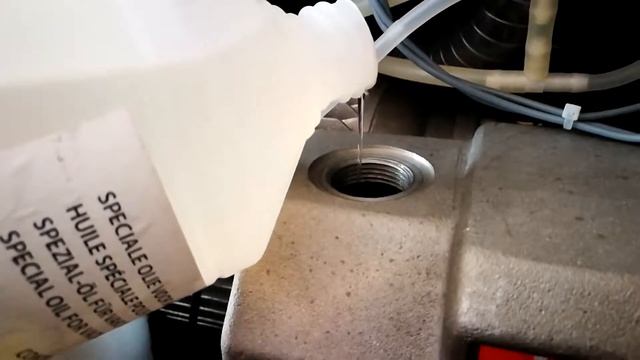 Henkelman Boxer 52 vakuumatoriaus tepalų keitimas