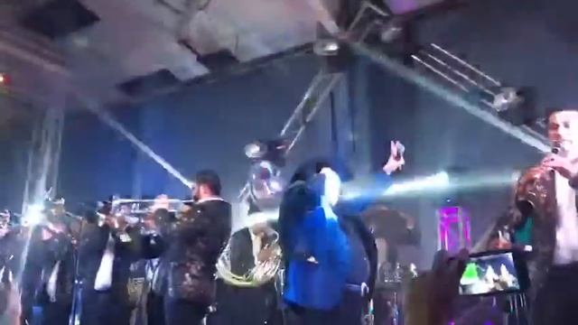 El coyote y su banda