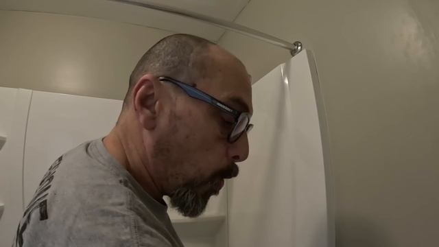 How to change the way a refrigerator door opens
