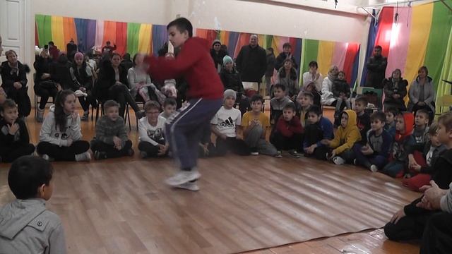 Школа на Школу - Трофим vs Эрнест