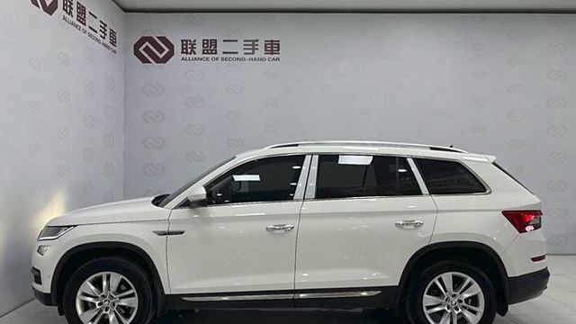Skoda Kodiaq 330 TSI
Год: 2020
Двигатель: 2.0
Пробег: 50 000
Привод: передний