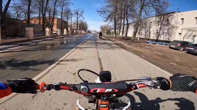 ВЫЕХАЛИ В ГОРОД НА ЭНДУРО, СТАНТ; kayo k6, bajaj boxer 125