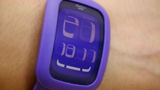 デジタル腕時計「Swatch Touch」を腕につけてみた