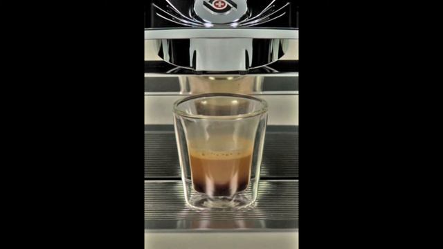 Espresso Macchiato aus der Black&White 3 von Thermoplan