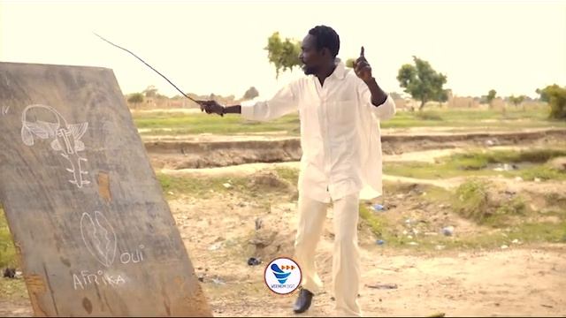 Mr Wiougou _Monnaies (clip officiel)