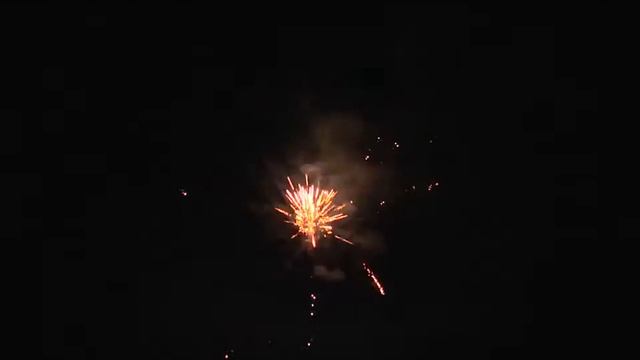 PD7248 Люмос 0,8"х25 батарея салютов