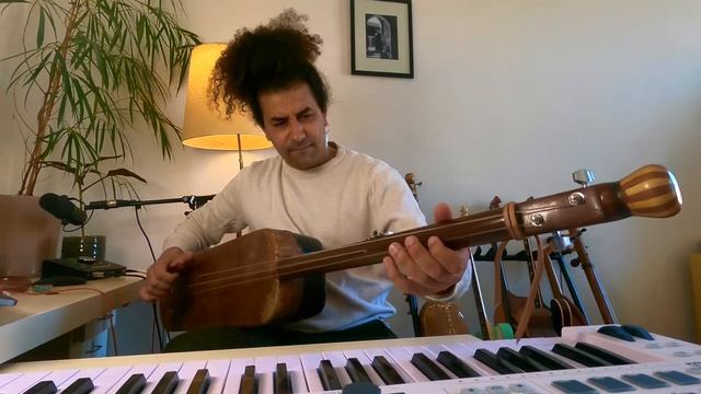 Guembri Improvisation #4 - Mehdi Chamma