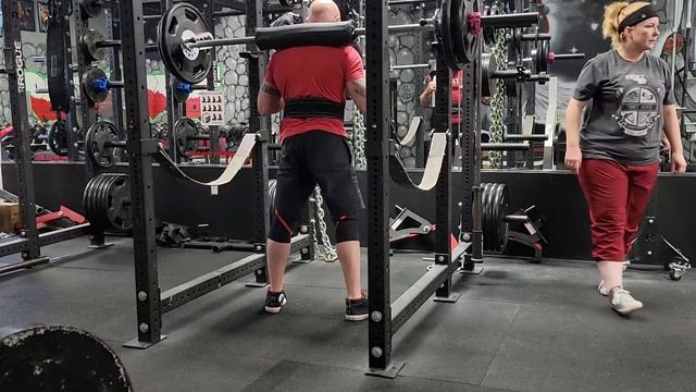 Week 8, last set of 10 kabuki transformer bar squats on goblet setting with 215.