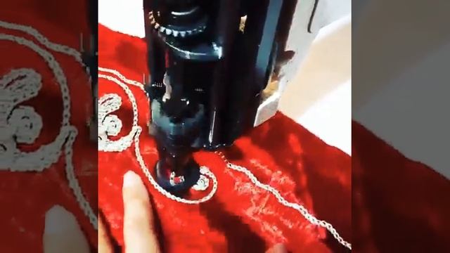 Вышивалная машина старая технология.