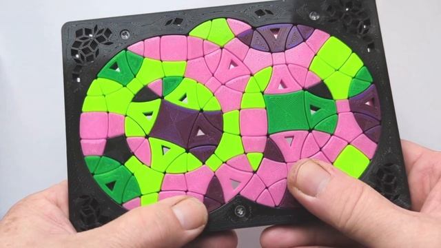 Acamar crazy - intersecting circles puzzle