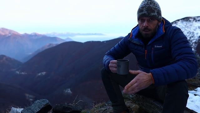 Baita Bivacco da solo in inverno. Lidesh