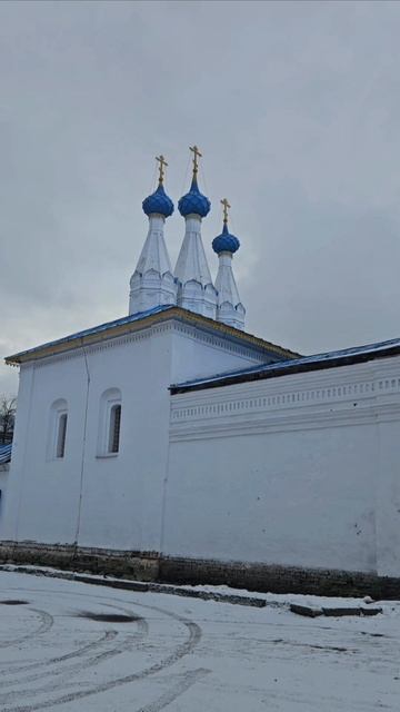 церковь Владимирской иконы Божией Матери на Божедомке в городе Ярославль 17 века постройки