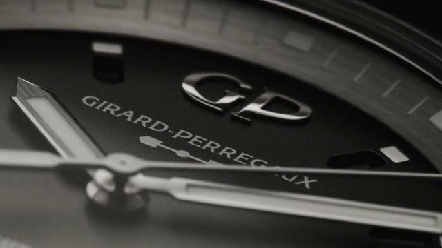 Girard-Perregaux Laureato Absolute Ti 230 - Grey Edition
