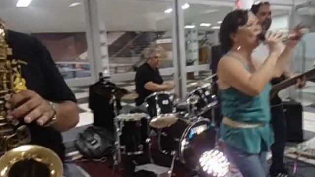 Hino do Corinthians Japones por Banda Sons & Tons no Corinthians em 071212