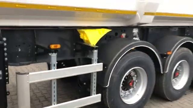 Видеообзор первого образца 4-х осного полуприцепа WIELTON NW4S30HP ＂Konisch＂ 30 м3