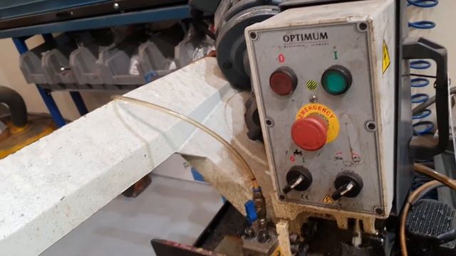 OPTIMUM S 210 G Horizontal Band Saw